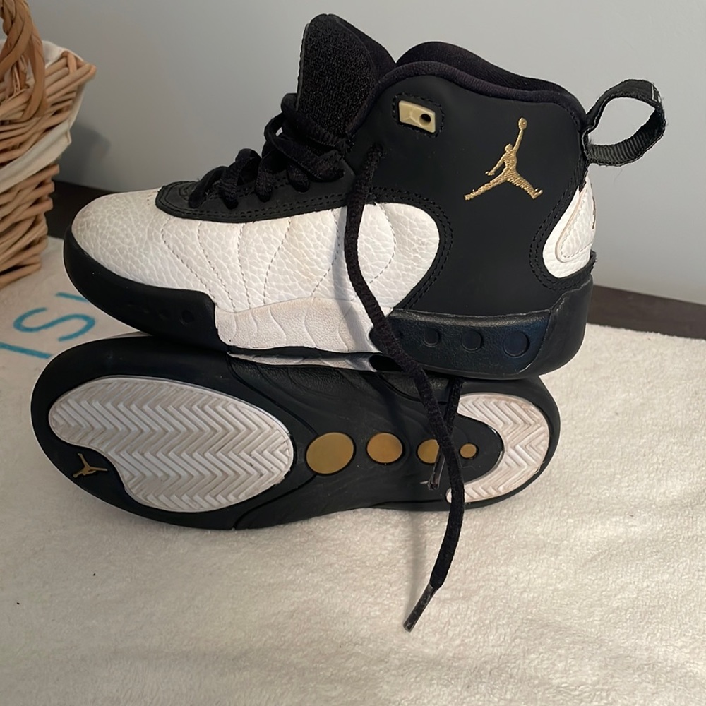 Nike Air Jordan Jumpman Pro kids show